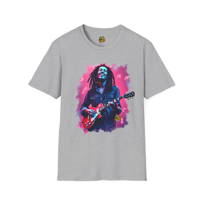 T-Shirt - Bob Marley T-Shirt - Spirit of Jamaica - custom-made. limited stock. Order yours now and stand out with this exclusive piece!