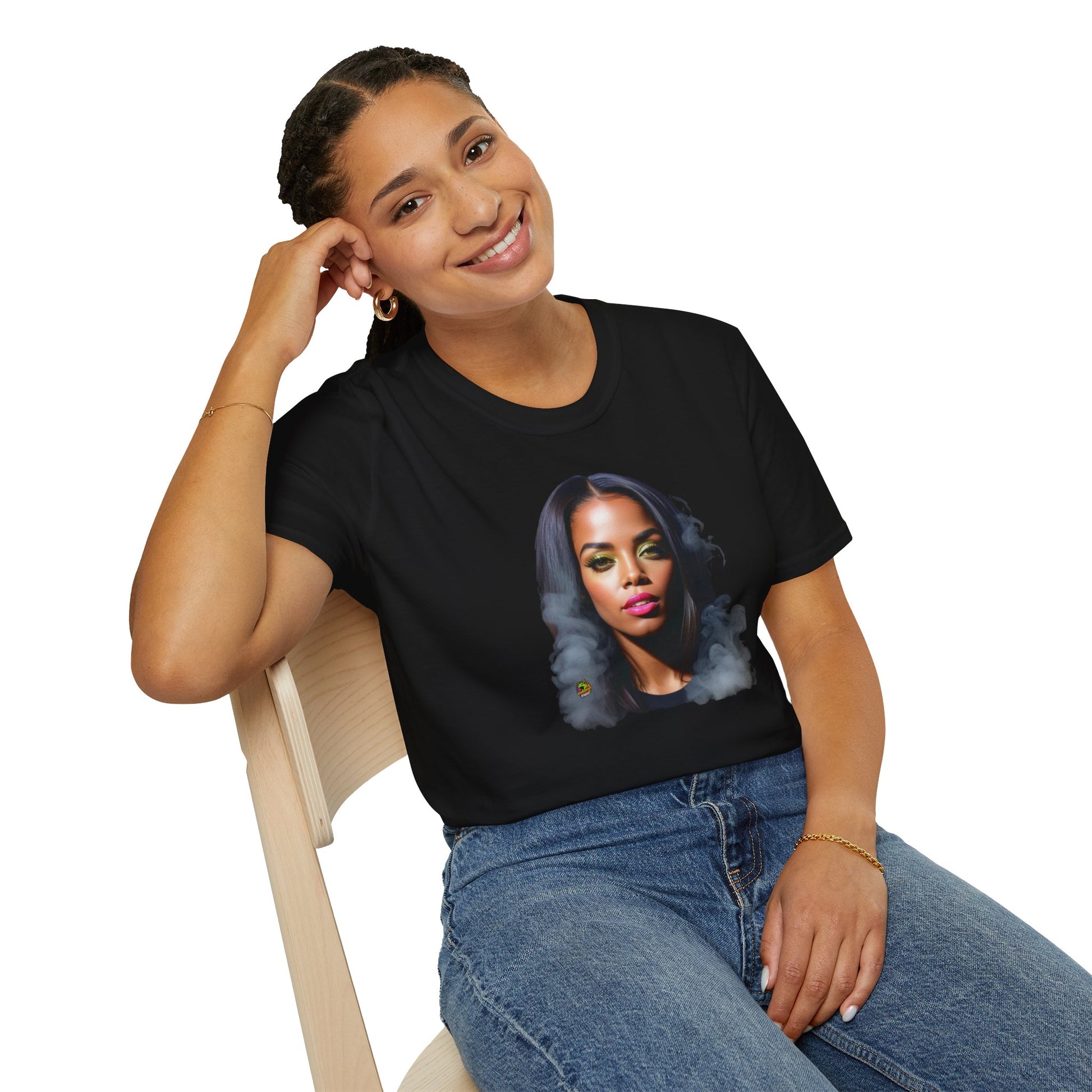 Legend - Aaliyah shirt | In Memory of the Princess of R&B | Honoring a Legend - custom-made. perfect gift idea. Order yours now and stand out with this exclusive piece!