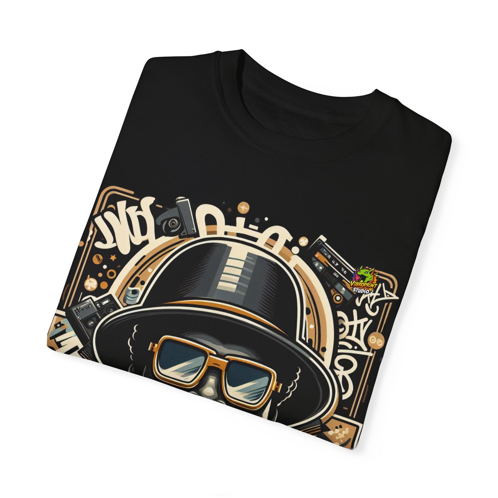 | - Exaggerated Hip-Hop Icon Rapper Merch | Caricature Style T-Shirt - custom-made. perfect gift idea. Order yours now and stand out with this exclusive piece!