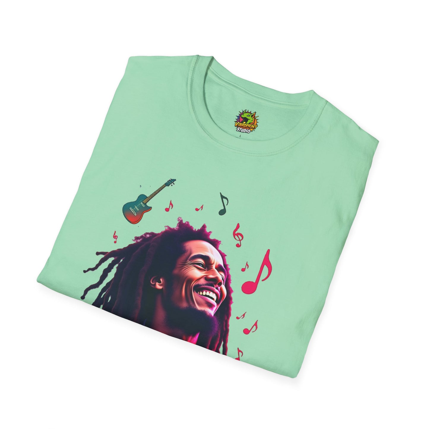 Bob Marley T-Shirt - Vibrant Rasta Revolution