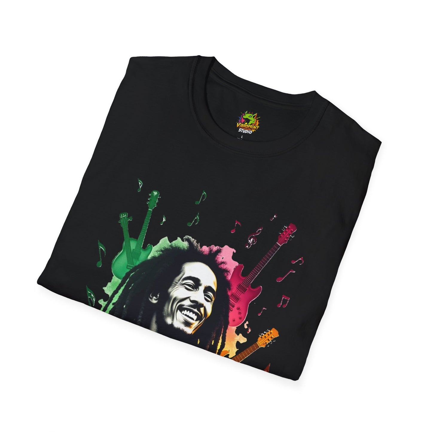 T-Shirt - Bob Marley T-Shirt - Reggae Icon - custom-made. perfect gift idea. Order yours now and stand out with this exclusive piece!