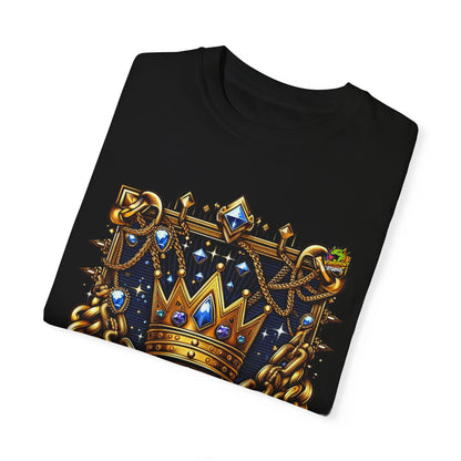 Gold - Rapper Merch with Crown & Gold Chains | Luxurious Hip-Hop Street Style Design - custom-made. perfect gift idea. Order yours now and stand out with this exclusive piece!