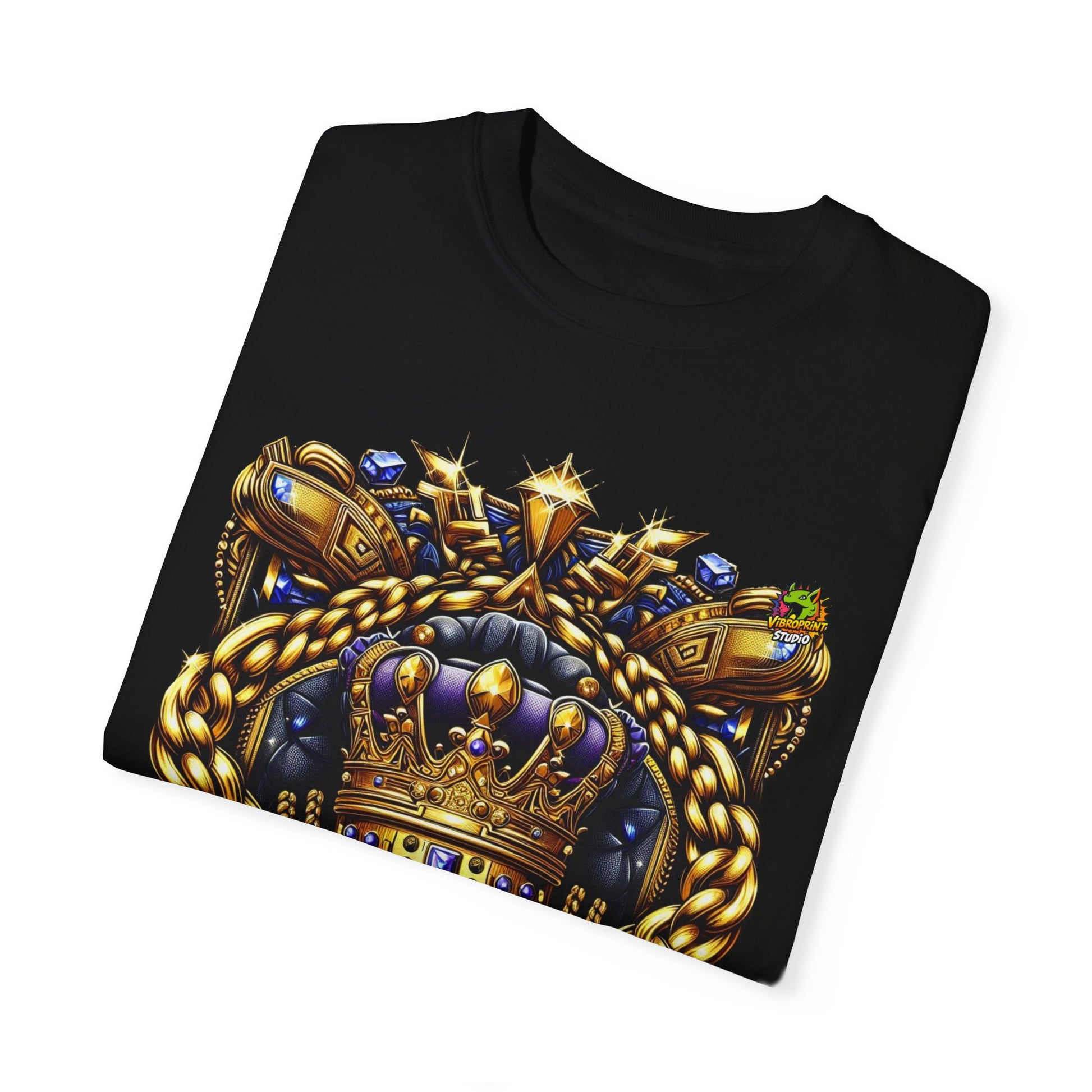 Merch - Rapper Merch Gold Chains & Crown Motif | Luxurious Hip-Hop Style T-Shirt - custom-made. perfect gift idea. Order yours now and stand out with this exclusive piece!