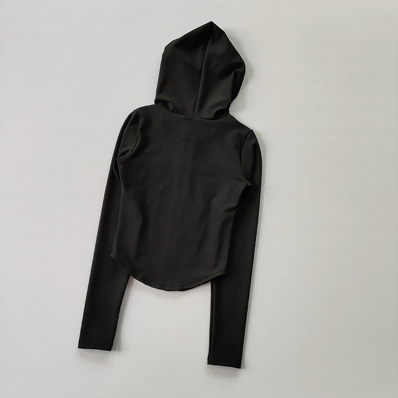 Detail View: Women's Quick-Drying Fitness Hoodie zipper and pocket.