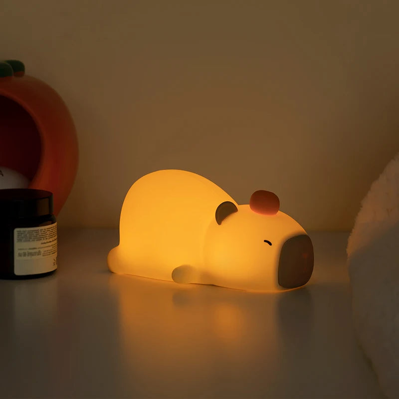 Capybara LED light, USB rechargeable, Valentine's Day gift.