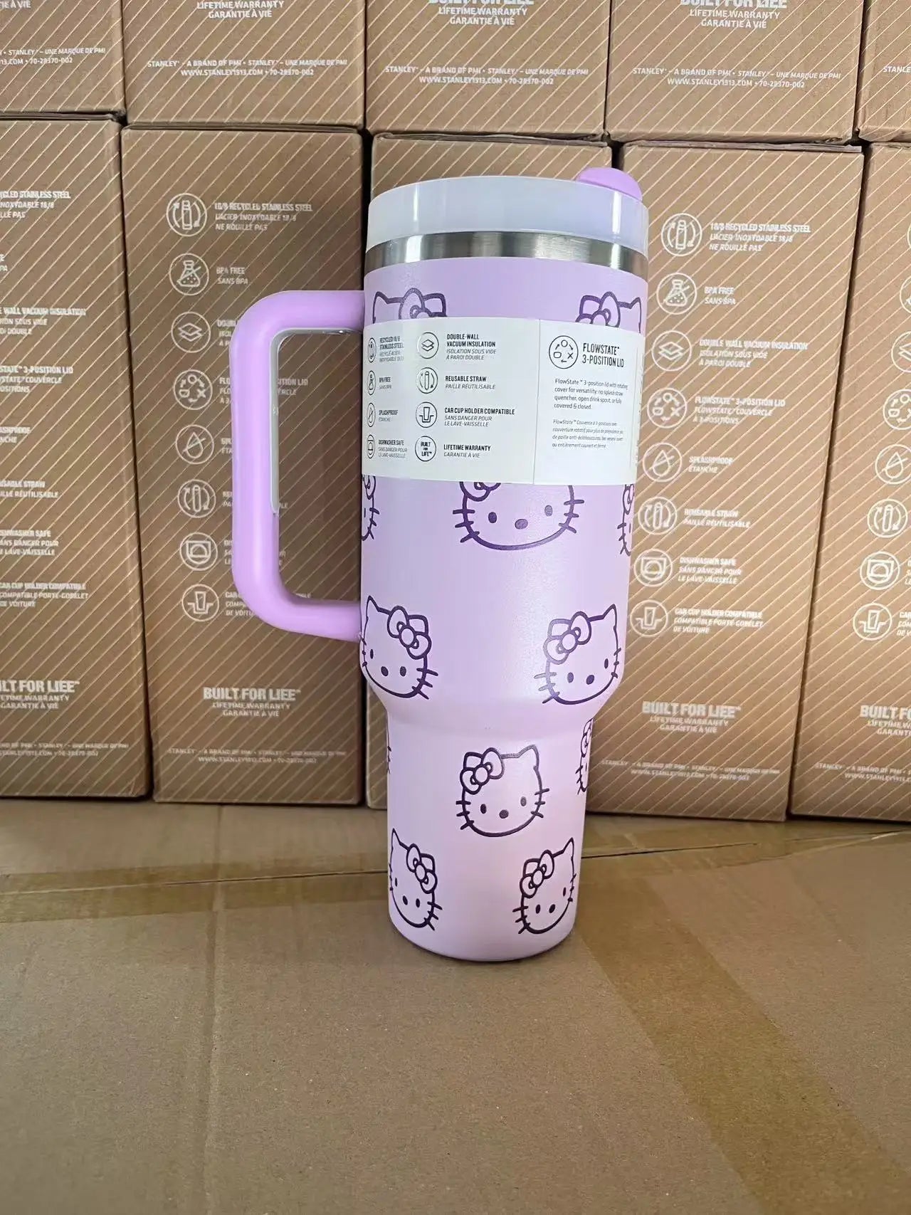 Stainless steel travel mug, 30oz, insulated, with straw lid, detail of the straw.