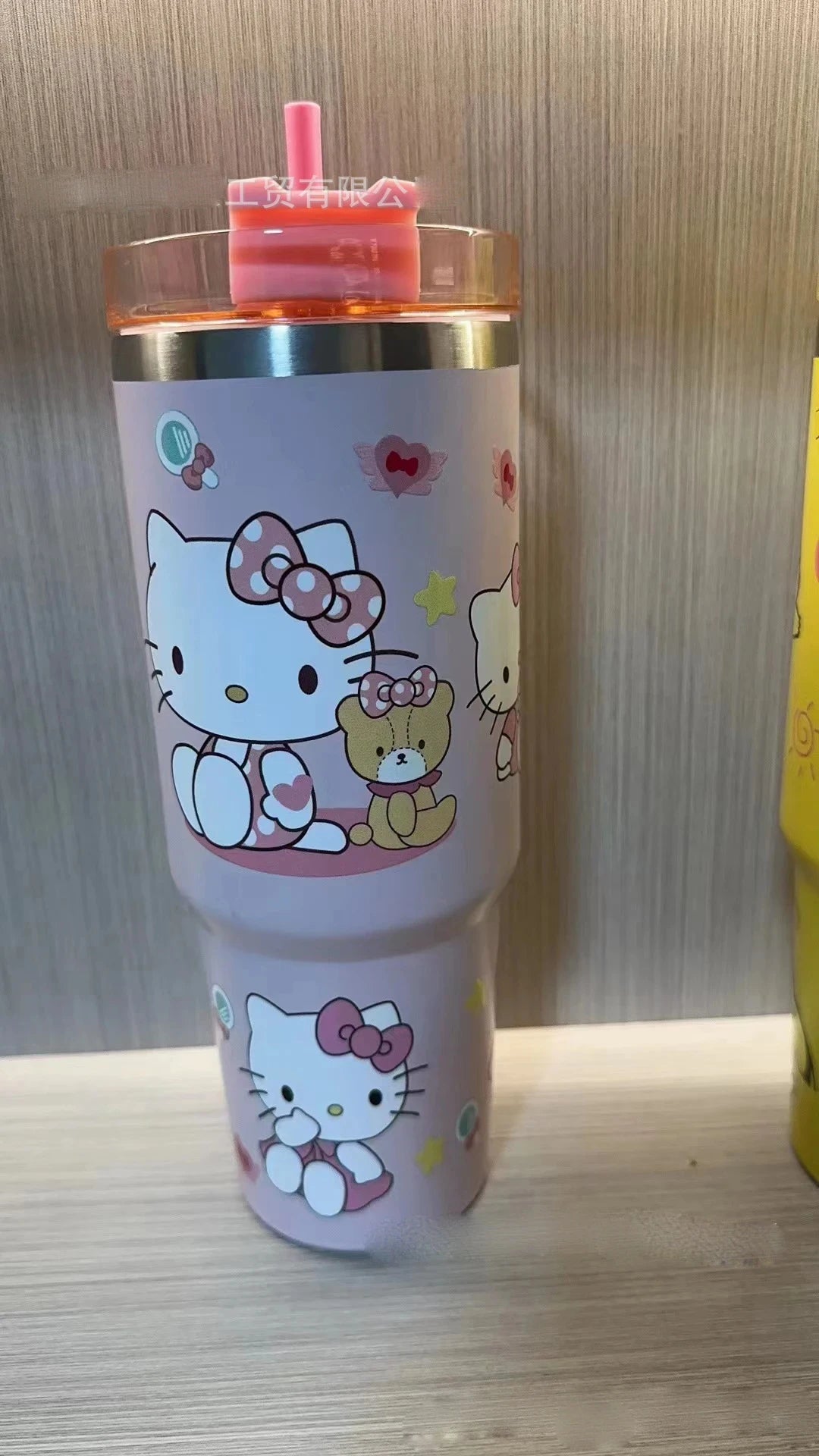 Kawaii Sanrio Kuromi Kit Straw Cup, 900ml, leakproof, keeps drinks cold/hot, CE certified.