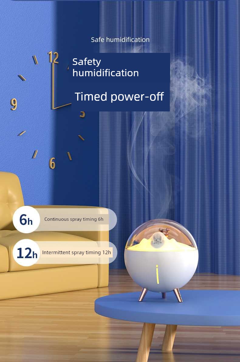 Space Bear Humidifier: Gentle misting operation showcasing humidification output.