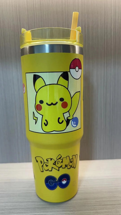 Leakproof Cinnamoroll Sanrio thermos, 900ml, keeps drinks cold or hot, high-quality, long-lasting.