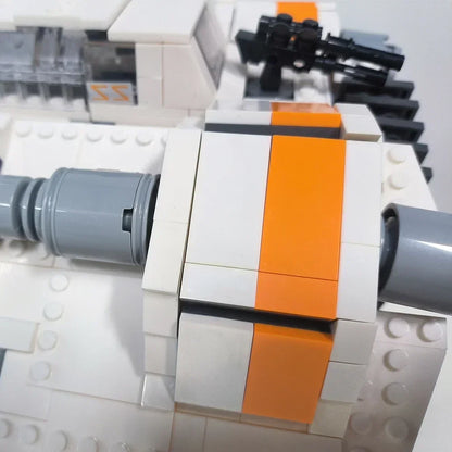 Snowfighter, 1006 pieces, STAR-inspired, pilot minifigure included